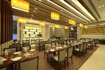 Genesis Hotel Near Mumbai Airport