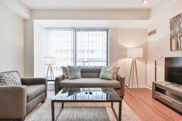 Global Luxury Suites At West End