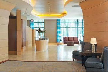 Global Luxury Suites At West End