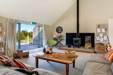 هتل Split Apple Lodge  Boutique Eco Lodge & Spa