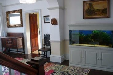 پانسیون Hay Farm House
