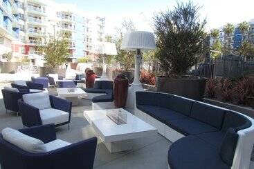 דירות לתיירים Resort Style Walk To The Beach