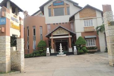 هتل Diamond Resort Bien Hoa