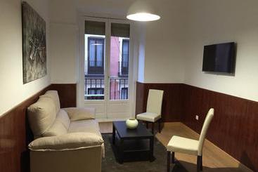 مسافرخانه Ch Otello Rooms I   Madrid