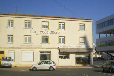 هتل Hôtel La Jetée Sud