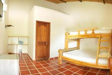 هتل Brisas La Gaviota Mariquit Tolima