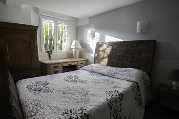 Отель Albergo