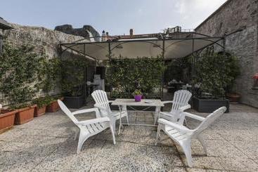 호텔 La Terrazza Medioevale