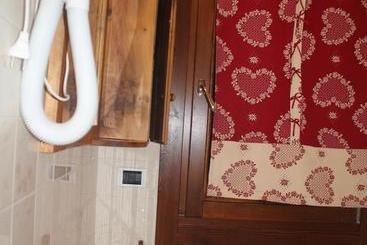 هتل Notre Maison