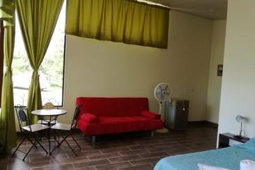 تختخواب و صبحانه Arenal Garden Lodge
