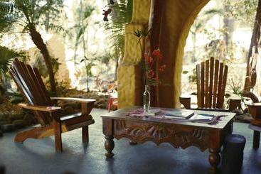 هتل Nosara Sunrise Bed And Breakfast