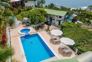 هتل Villas De La Selva