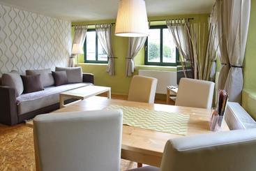 هتل Apartmany Milenium
