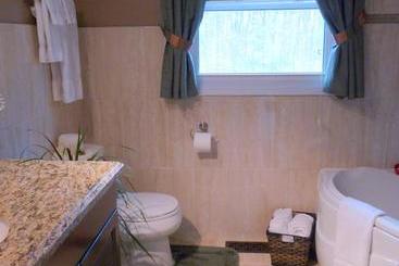 هتل Les Diplomates B&b Executive Guest House