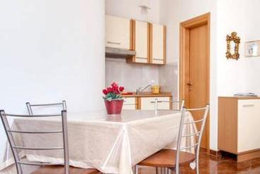 هتل Villa Mihaela