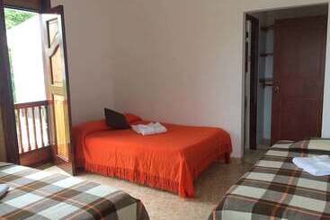 هتل Balcones Del Ayer