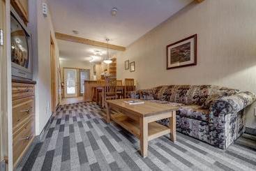 هتل Inn Of The Rockies