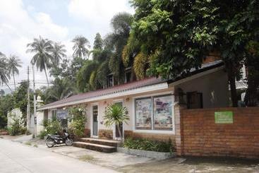 هتل Wilai Villa