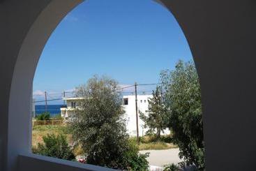 Irinoula Apartments