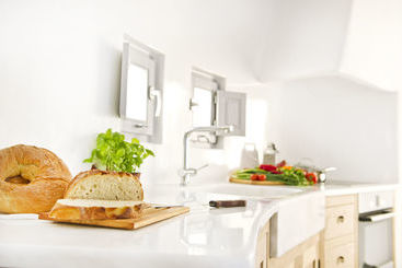 هتل Avista Suites