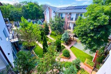 استراحتگاه Vila Casa Leul