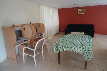 تختخواب و صبحانه La Casa De Arturo