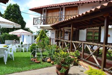 هتل Finca  La Nueva Carmelita
