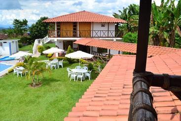 هتل Finca  La Nueva Carmelita