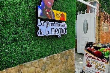 هتل La Gran Mansion De La Negra