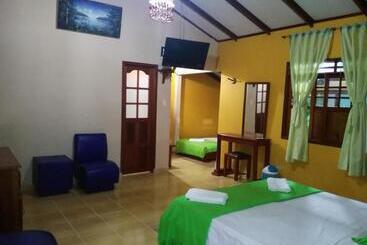 هتل Cabañas Yakuruna