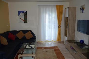 هتل Haus Thon