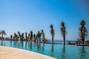 酒店 Malai Manso Yacht Convention & Spa