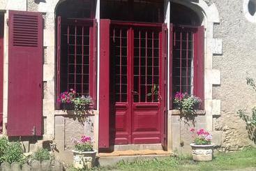 تختخواب و صبحانه Manoir De La Presle Ornella Et Stéphane