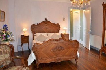 تختخواب و صبحانه Manoir De La Presle Ornella Et Stéphane