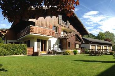 Chalet Aventure B&b Les Gets
