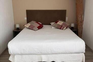 مبيت وإفطار Chambres D'hotes Noir Lion