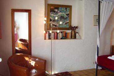 تختخواب و صبحانه La Portette Chambres D Hôtes