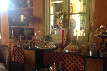 تختخواب و صبحانه Maison D'hôtes Mas De Barbut
