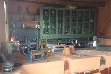تختخواب و صبحانه Maison D'hôtes Mas De Barbut