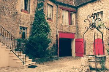 هتل Hôtel Le Sauvage