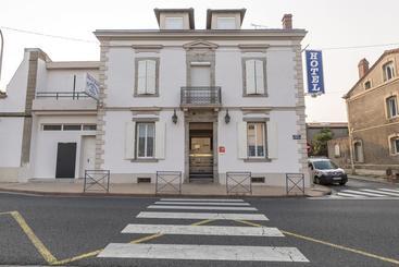 هتل Hôtel Mets Et Plaisirs