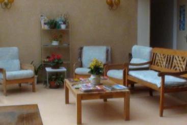 هتل Hôtel Studios Les Acacias