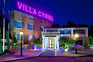 هتل Villa Cyriel