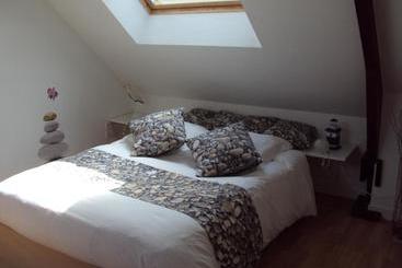 تختخواب و صبحانه Auberge An Douar