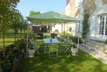 住宿加早餐  Le Val Du Chapelain