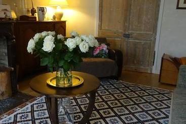 تختخواب و صبحانه Chambres D Hôtes Les Capucins