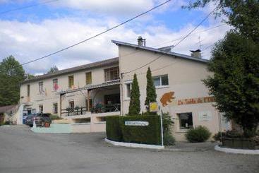 هتل Les Chambres Et Studios Camping Parc De Paletès