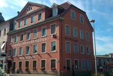 호텔 Restaurant Le Moschenross