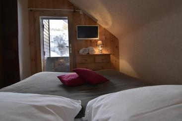 هتل Hôtel La Mayt