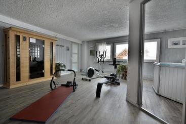هتل Hôtel La Mayt